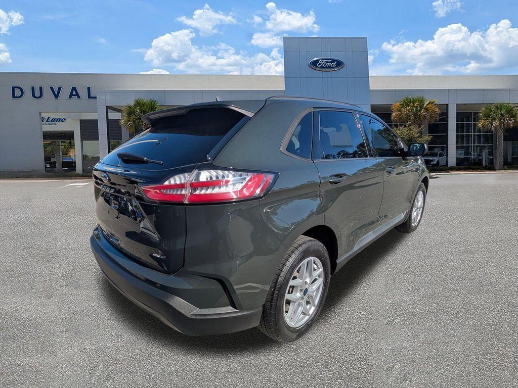 used 2022 Ford Edge car, priced at $22,000