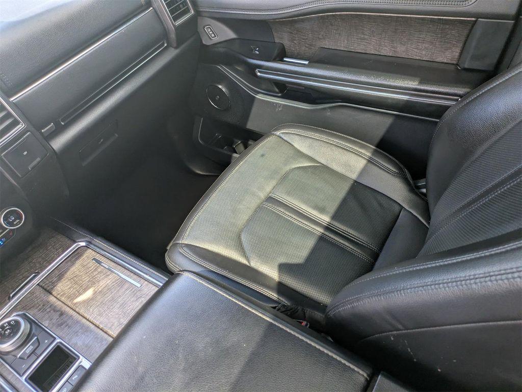 used 2021 Ford Expedition Max car, priced at $24,000