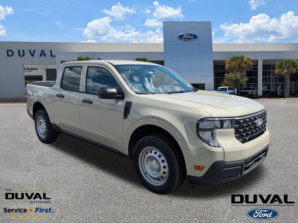 new 2025 Ford Maverick car, priced at $32,005