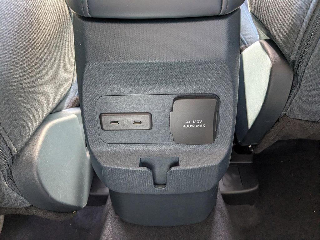 new 2025 Ford Maverick car, priced at $33,076