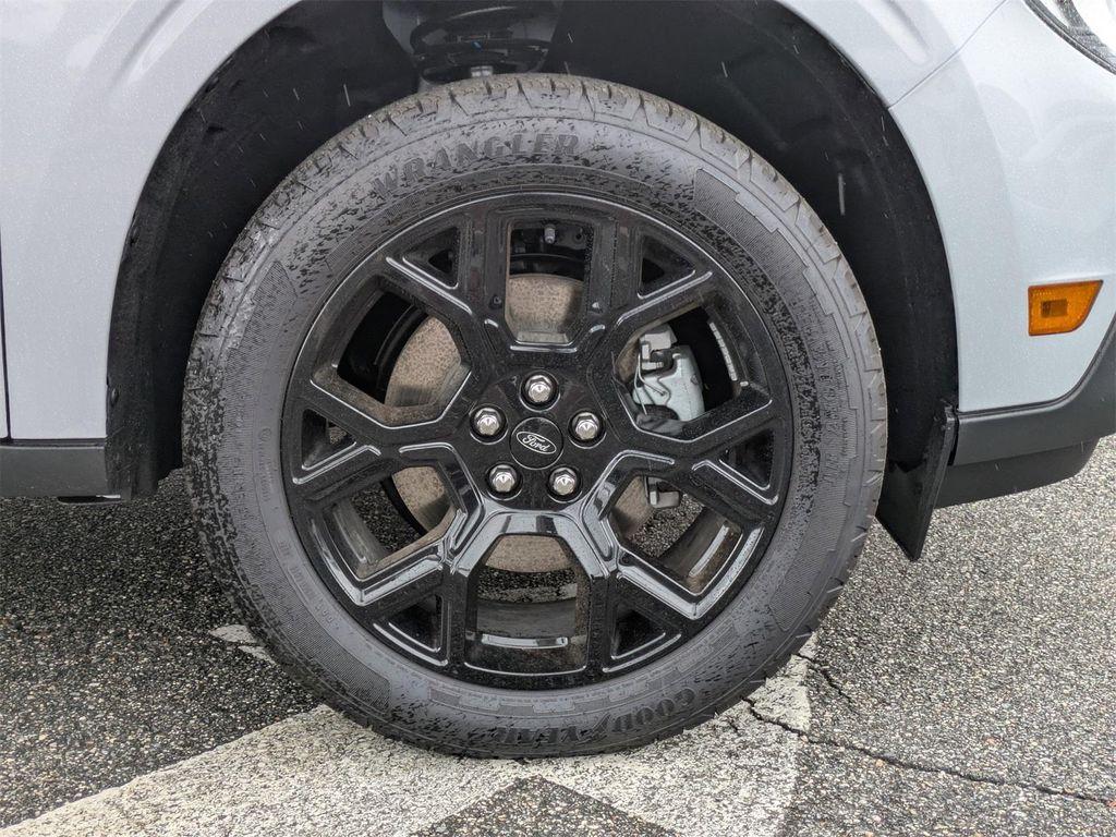 new 2025 Ford Maverick car, priced at $37,485