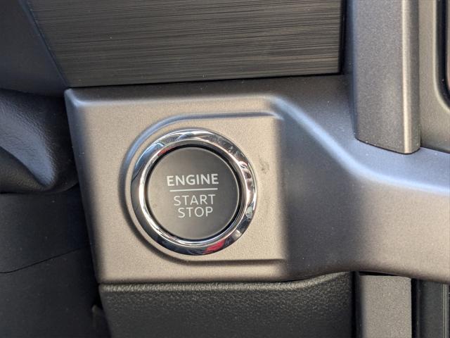 new 2025 Ford F-150 car, priced at $60,349