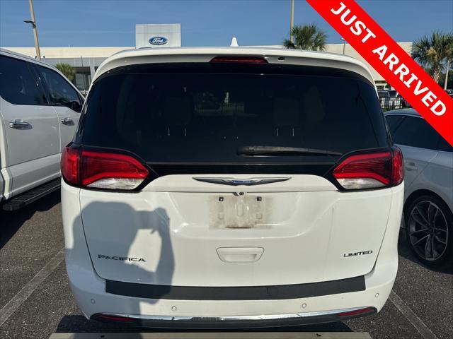 used 2018 Chrysler Pacifica car, priced at $15,500