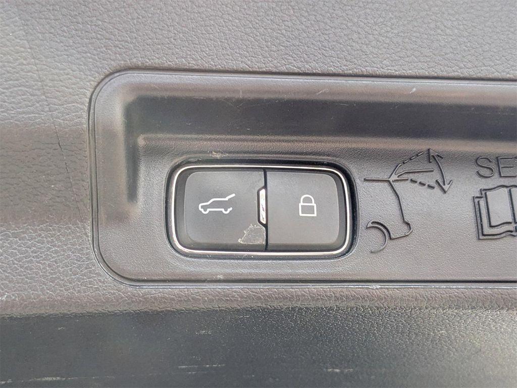 used 2021 Ford Explorer car, priced at $18,000