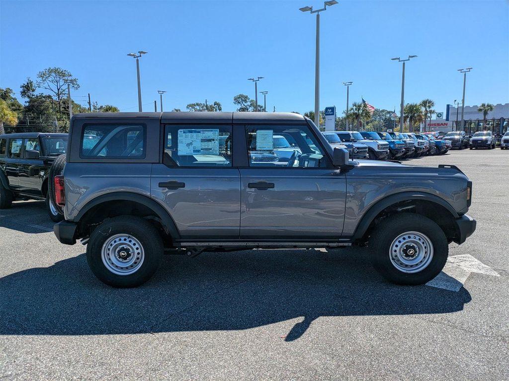new 2025 Ford Bronco car, priced at $43,575