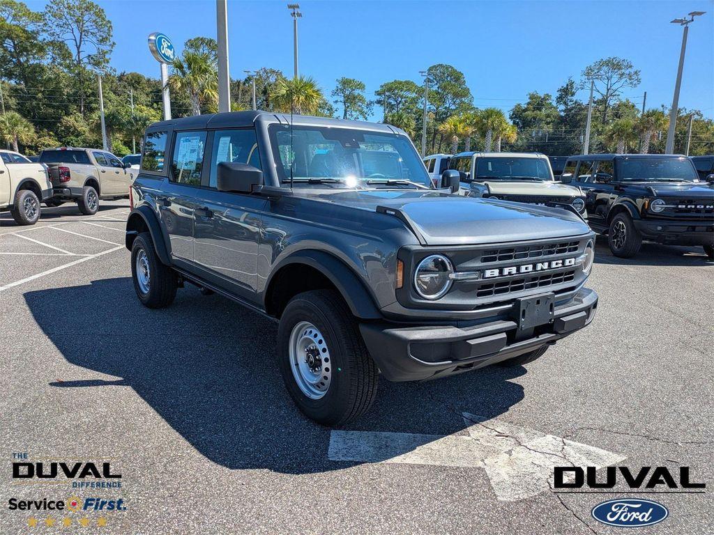new 2025 Ford Bronco car, priced at $43,575