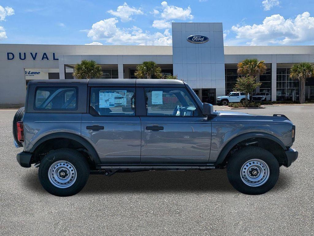 new 2025 Ford Bronco car, priced at $43,075