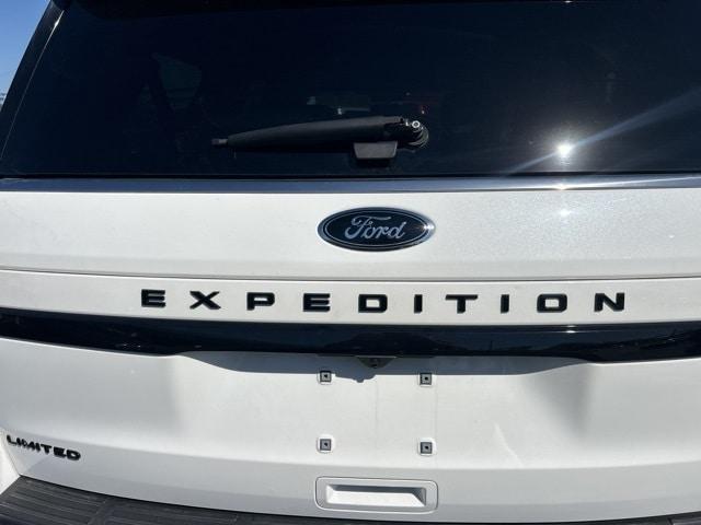 used 2022 Ford Expedition Max car, priced at $61,999