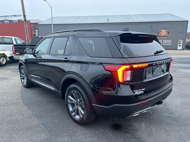 new 2025 Ford Explorer car