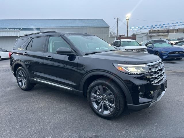 new 2025 Ford Explorer car