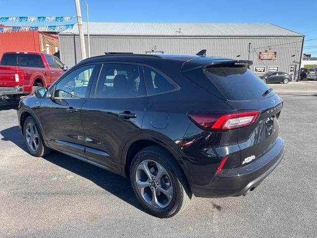 used 2023 Ford Escape car, priced at $25,589