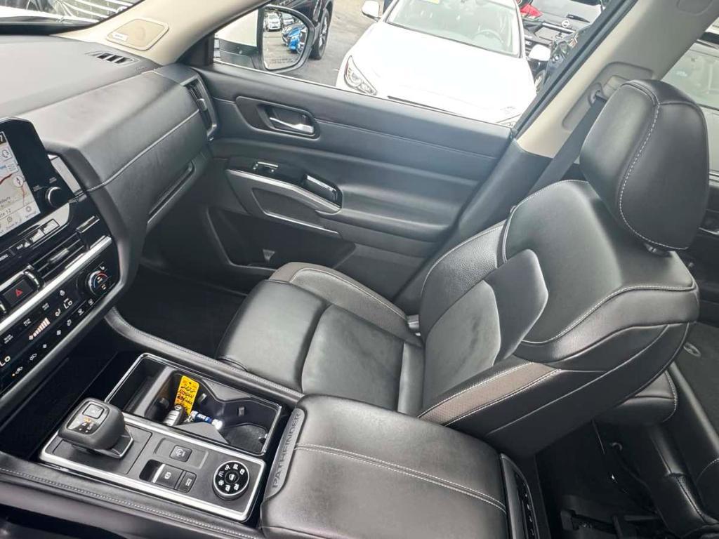 used 2022 Nissan Pathfinder car, priced at $34,900