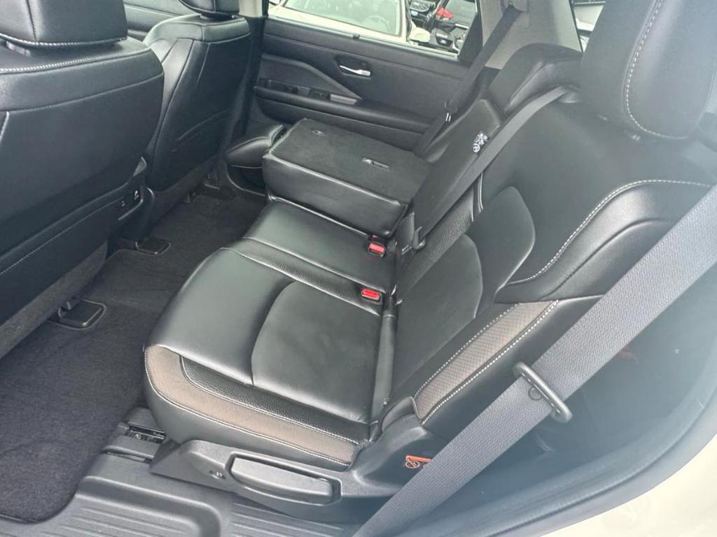 used 2022 Nissan Pathfinder car, priced at $34,900