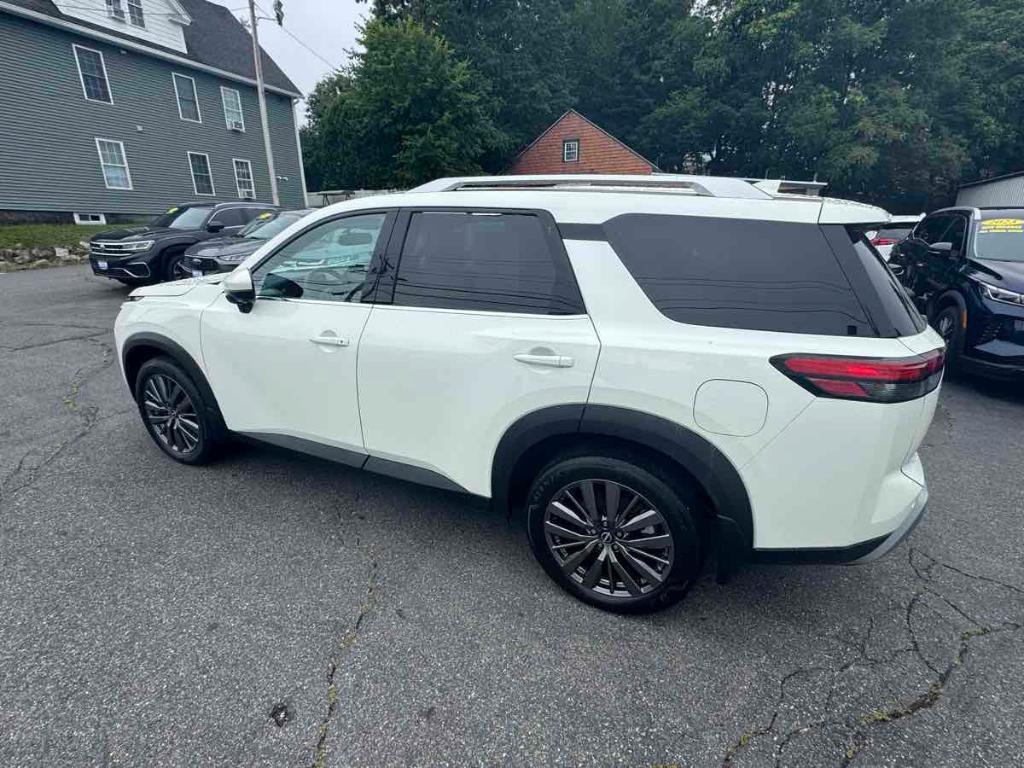 used 2022 Nissan Pathfinder car, priced at $34,900