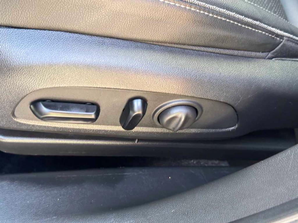 used 2022 Buick Encore GX car, priced at $26,900