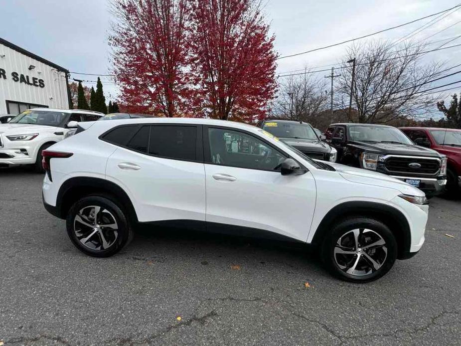 used 2024 Chevrolet Trax car, priced at $24,900