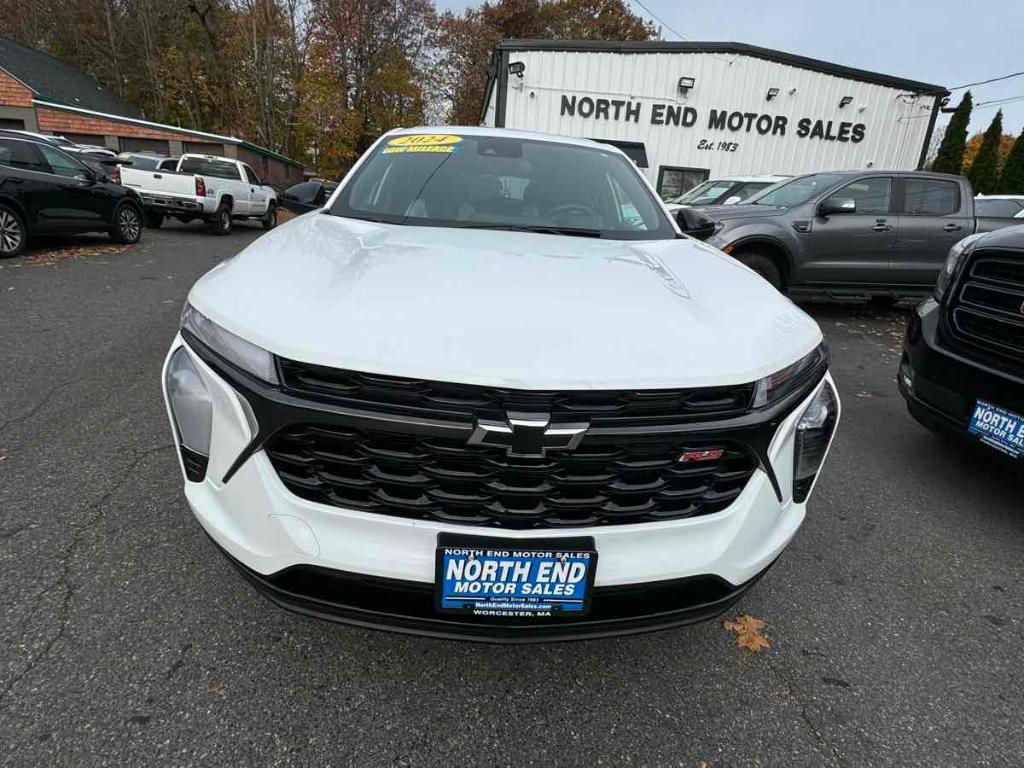 used 2024 Chevrolet Trax car, priced at $24,900