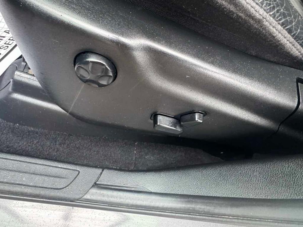 used 2020 Jeep Grand Cherokee car, priced at $27,900