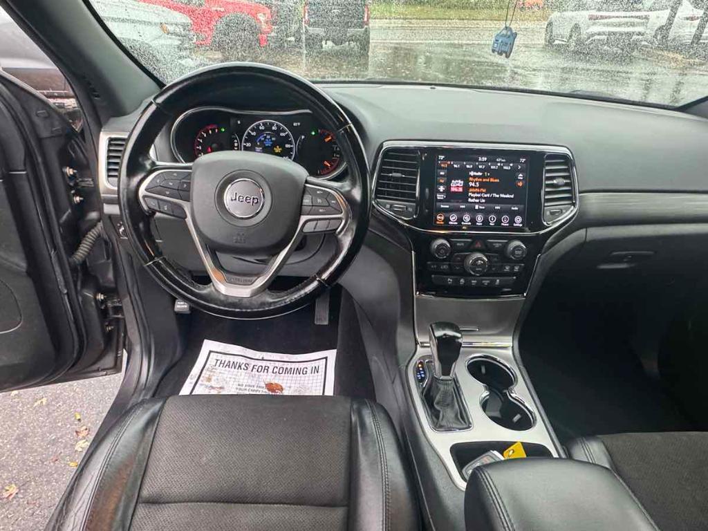 used 2020 Jeep Grand Cherokee car, priced at $27,900