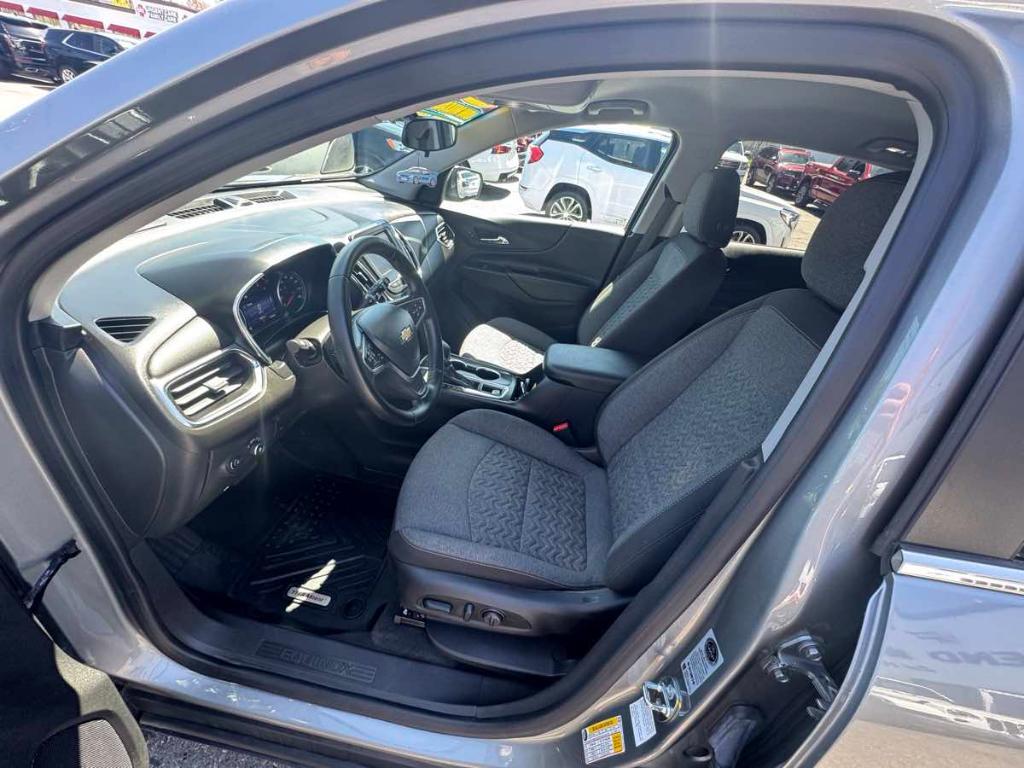 used 2023 Chevrolet Equinox car, priced at $28,900