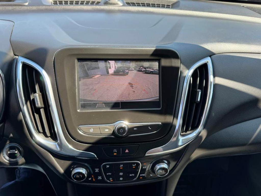 used 2023 Chevrolet Equinox car, priced at $28,900