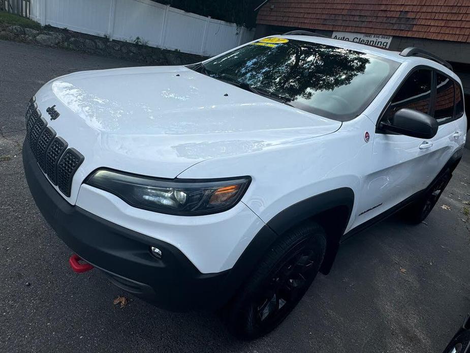 used 2020 Jeep Cherokee car, priced at $23,900