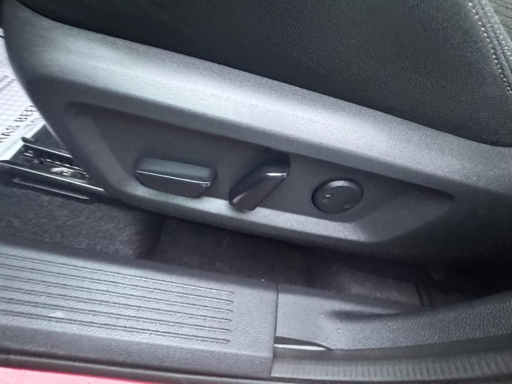 used 2021 Nissan Rogue car, priced at $27,900