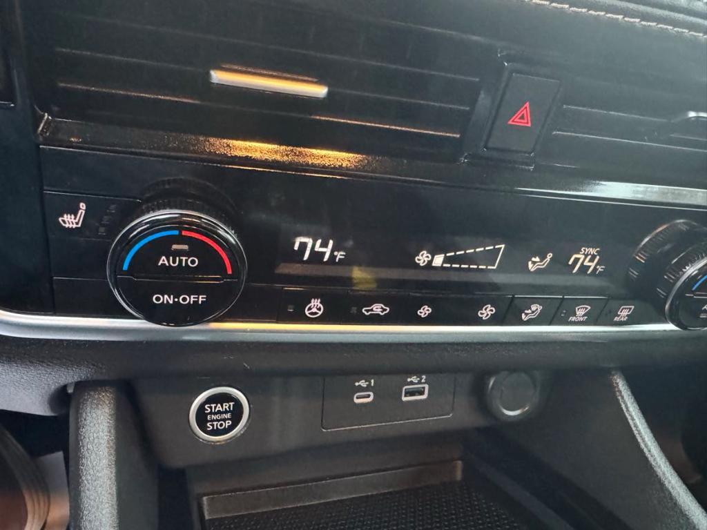 used 2021 Nissan Rogue car, priced at $27,900