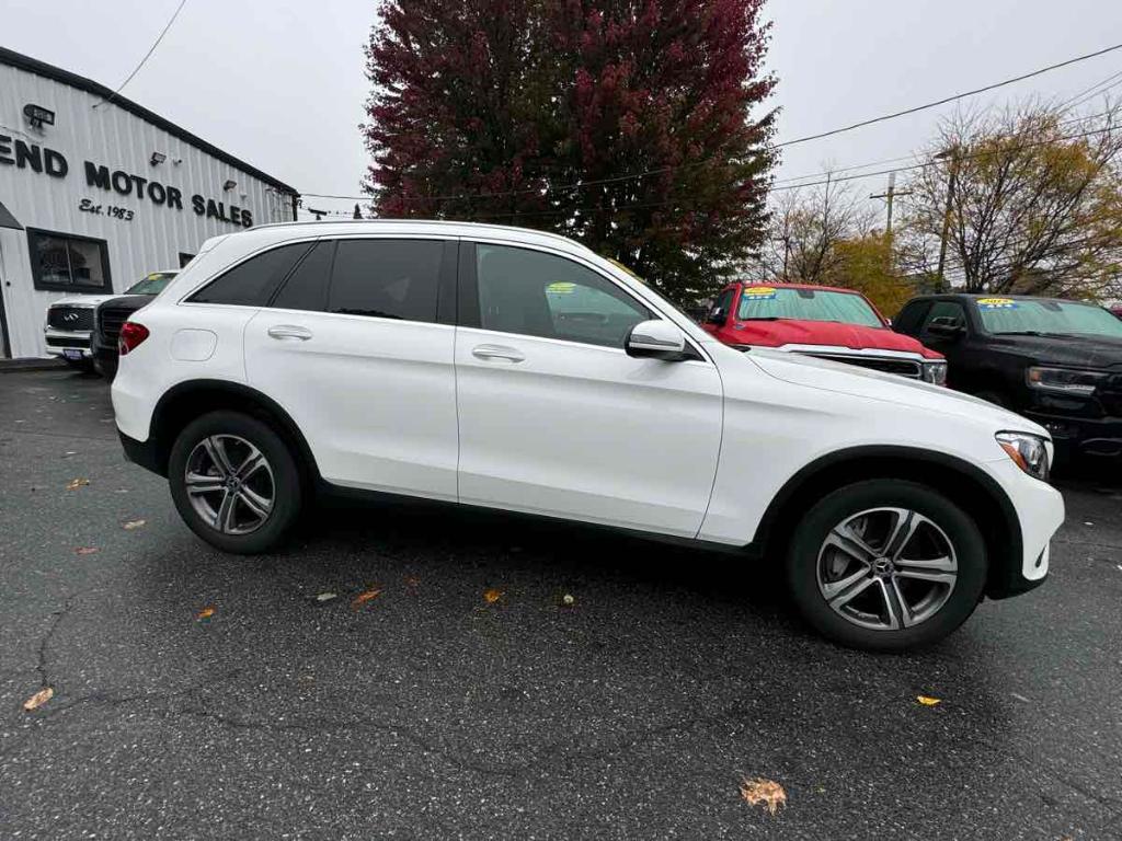 used 2019 Mercedes-Benz GLC 300 car, priced at $21,900