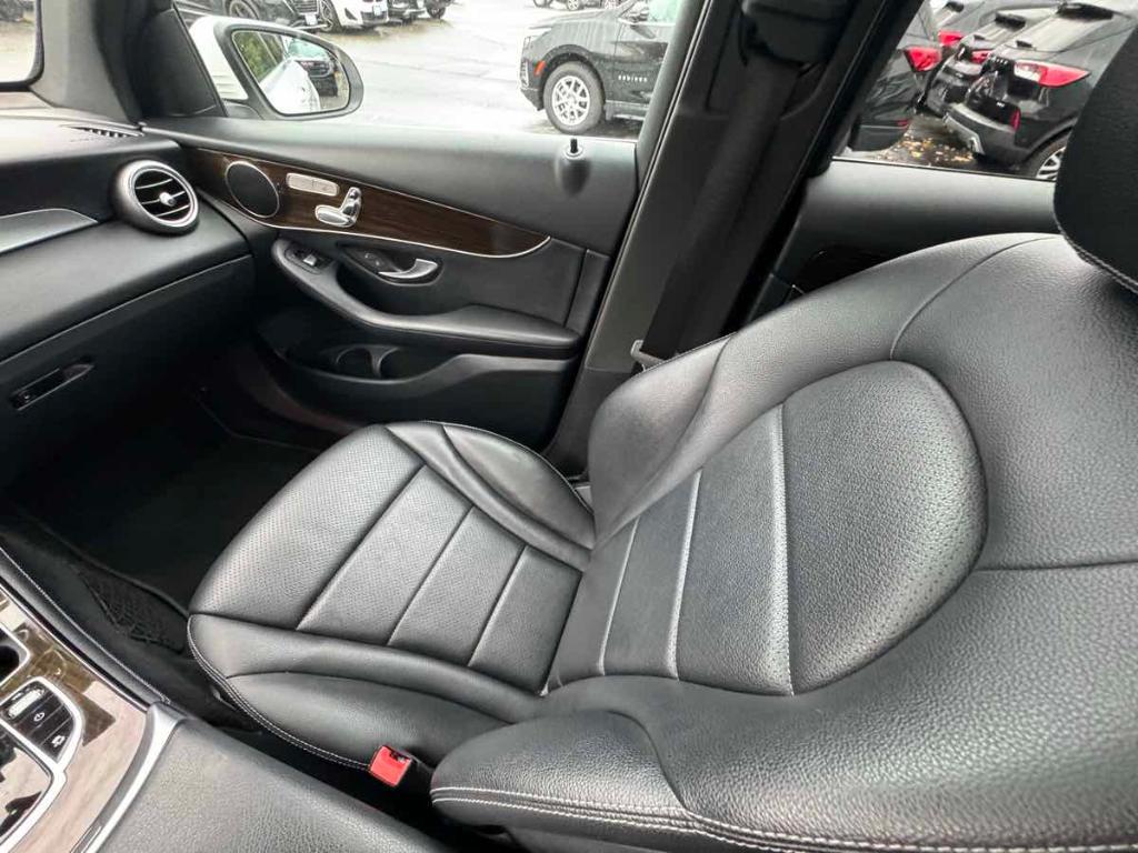 used 2019 Mercedes-Benz GLC 300 car, priced at $21,900