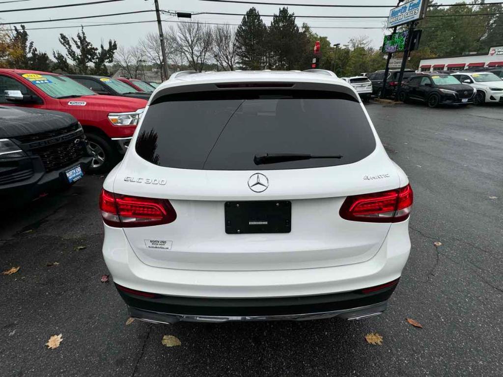 used 2019 Mercedes-Benz GLC 300 car, priced at $21,900