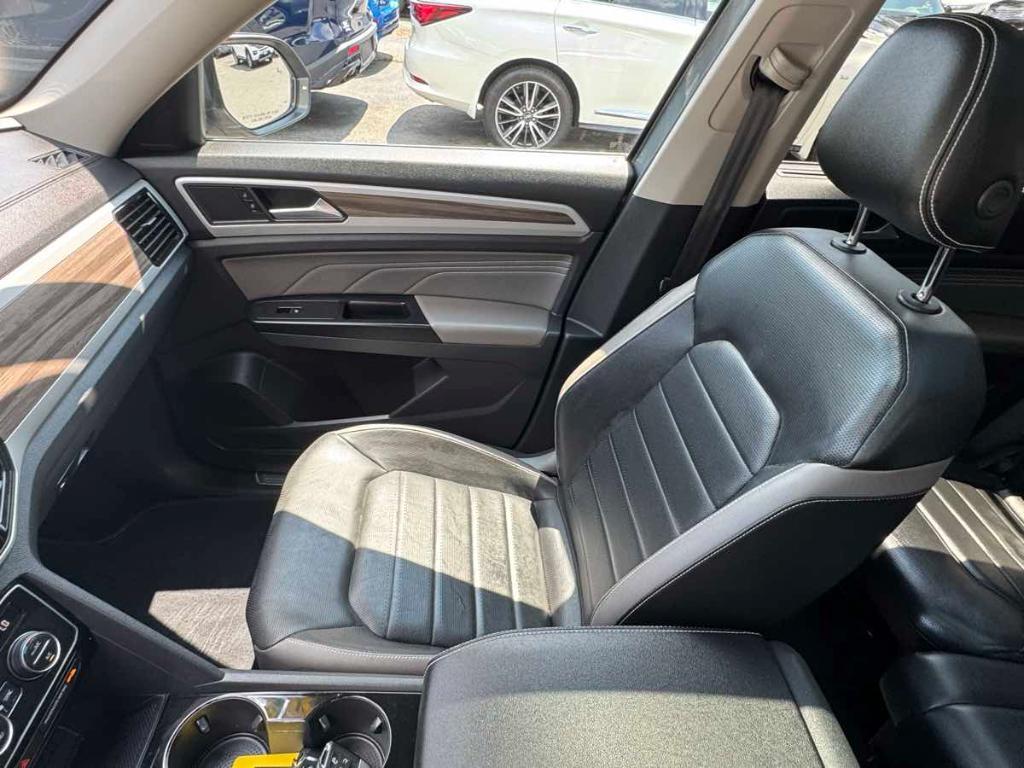used 2021 Volkswagen Atlas car, priced at $29,900