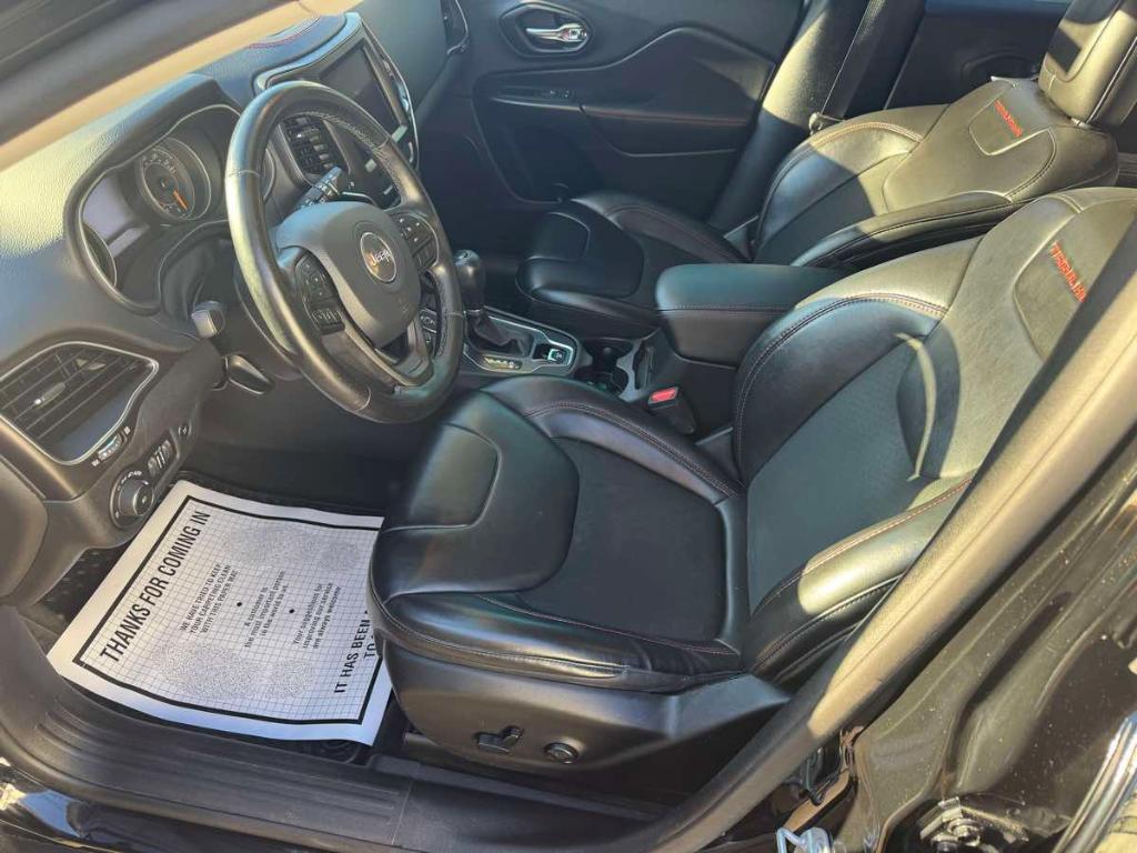 used 2020 Jeep Cherokee car, priced at $25,900