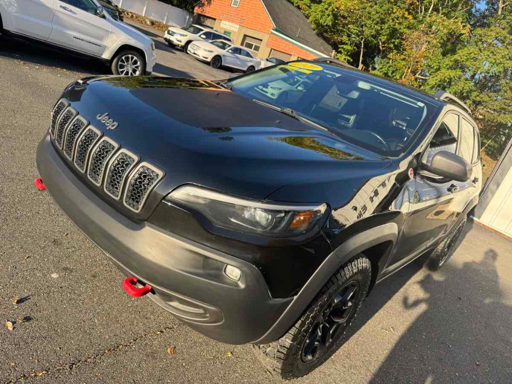 used 2020 Jeep Cherokee car, priced at $25,900
