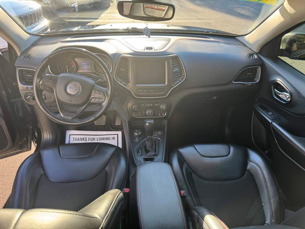 used 2020 Jeep Cherokee car, priced at $25,900