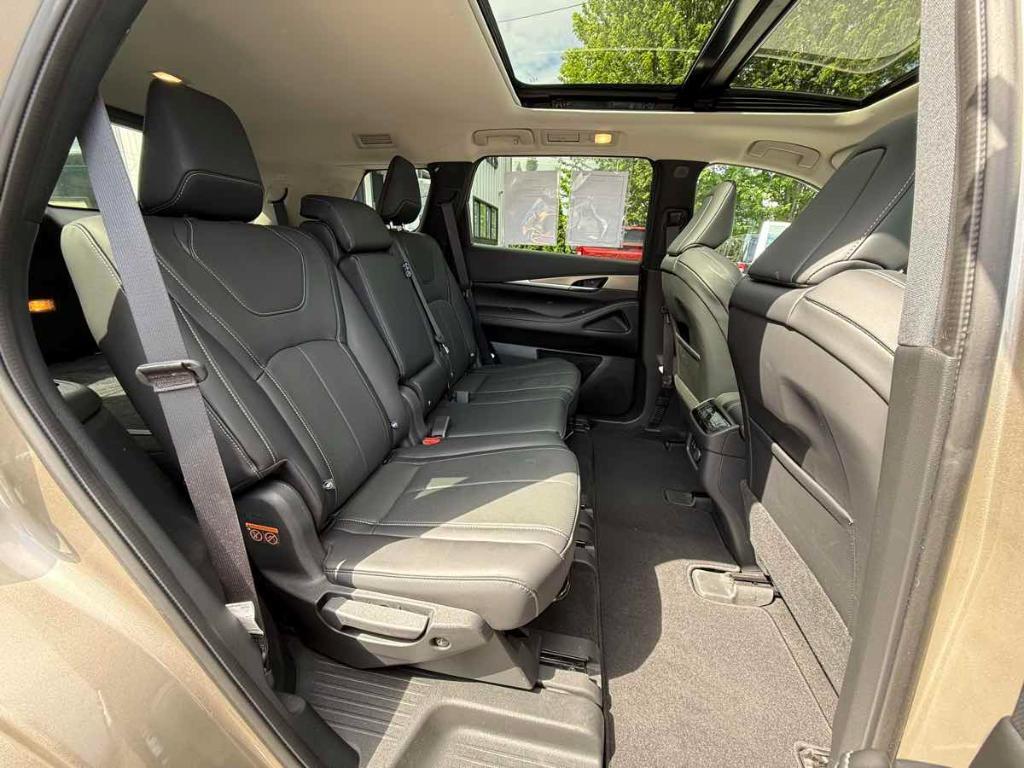used 2023 INFINITI QX60 car, priced at $44,900