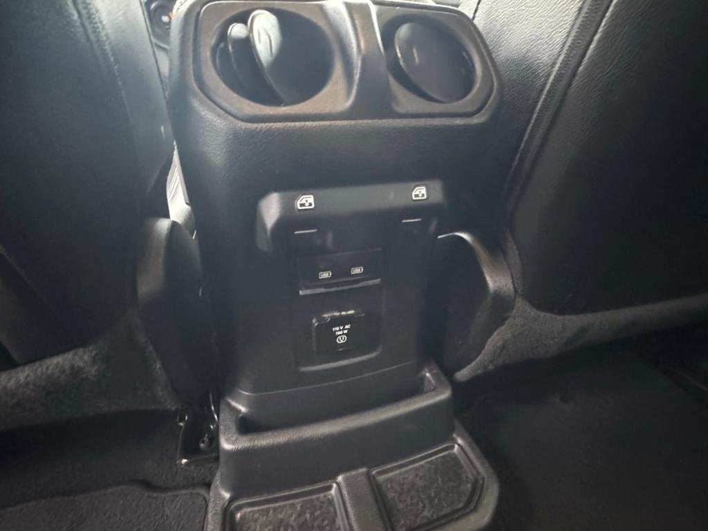 used 2021 Jeep Wrangler Unlimited car, priced at $33,900