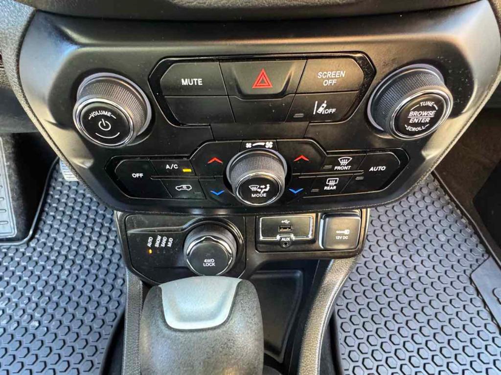 used 2022 Jeep Renegade car, priced at $24,900