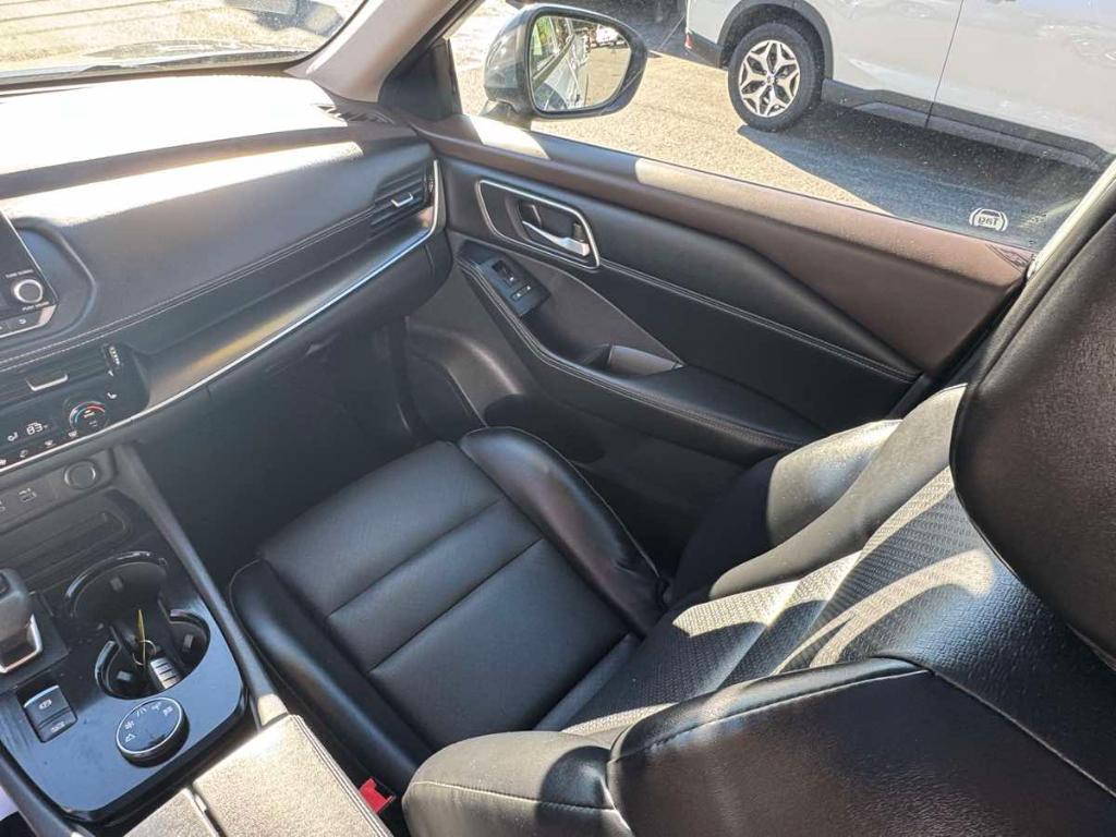 used 2021 Nissan Rogue car, priced at $26,900