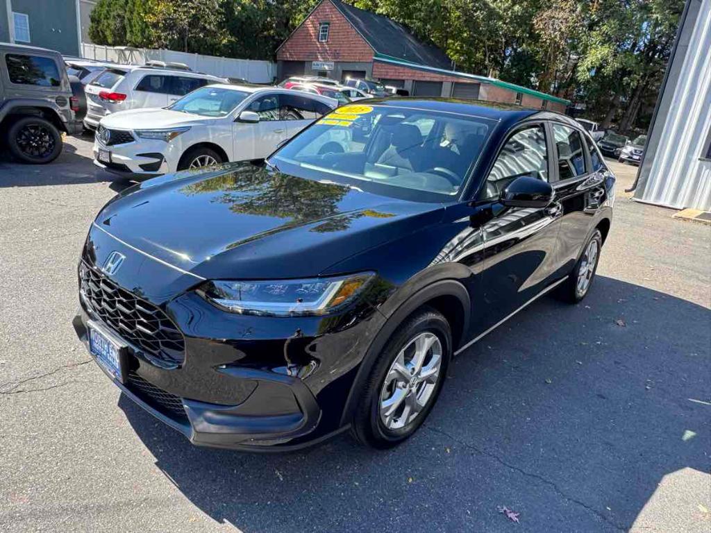 used 2025 Honda HR-V car, priced at $29,900