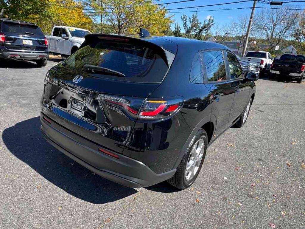 used 2025 Honda HR-V car, priced at $29,900