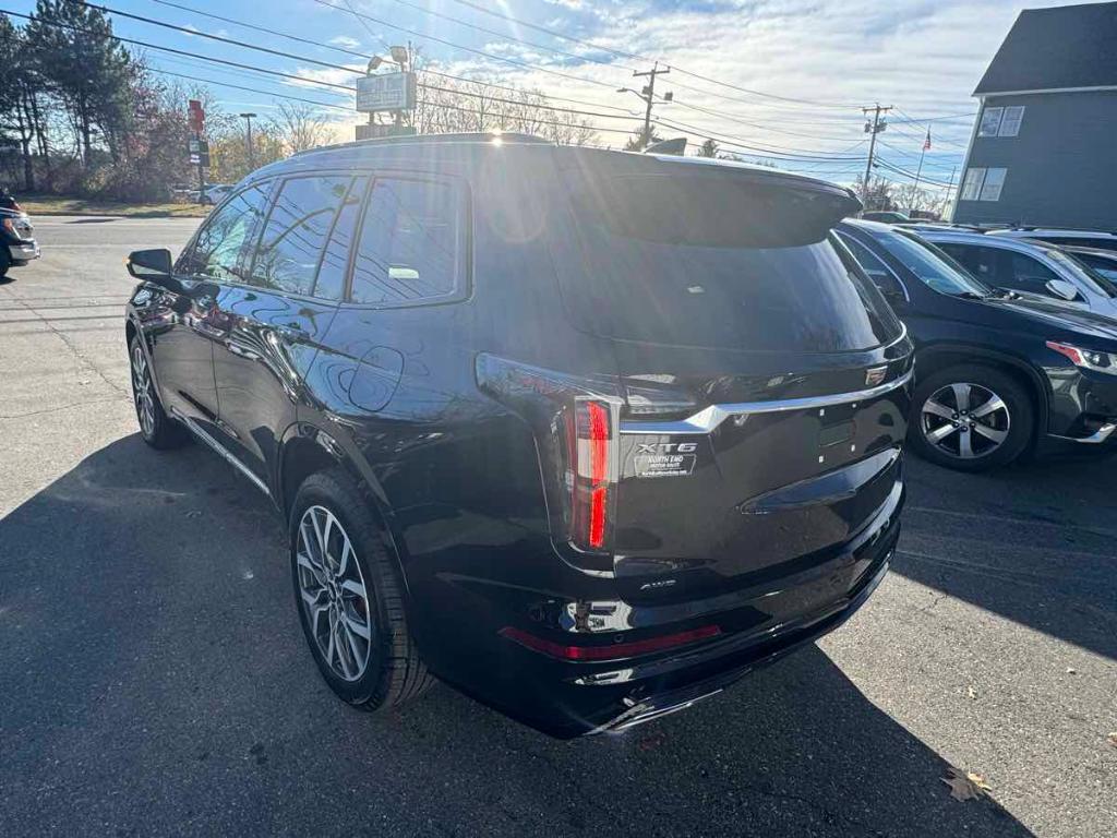 used 2024 Cadillac XT6 car, priced at $55,900