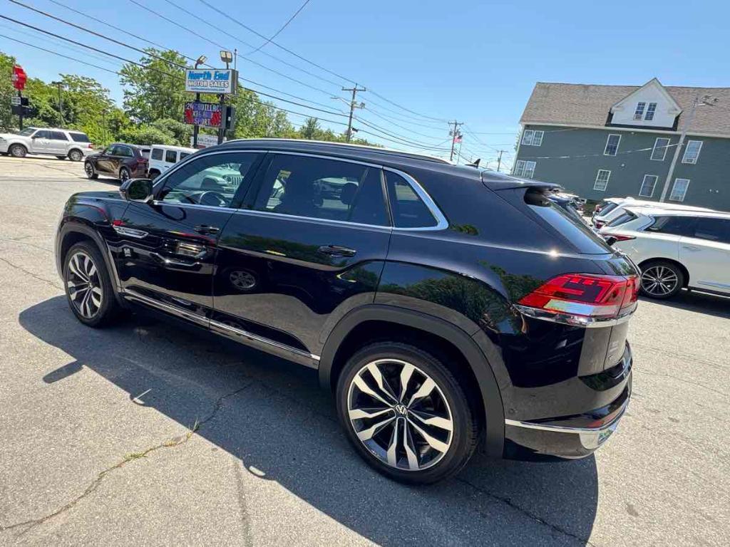 used 2021 Volkswagen Atlas Cross Sport car, priced at $32,900