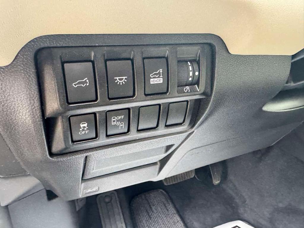 used 2022 Subaru Ascent car, priced at $32,900
