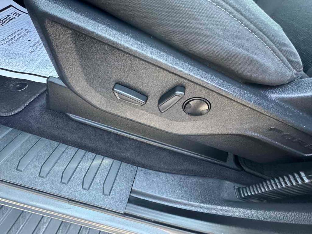 used 2023 Ford F-150 car, priced at $40,900