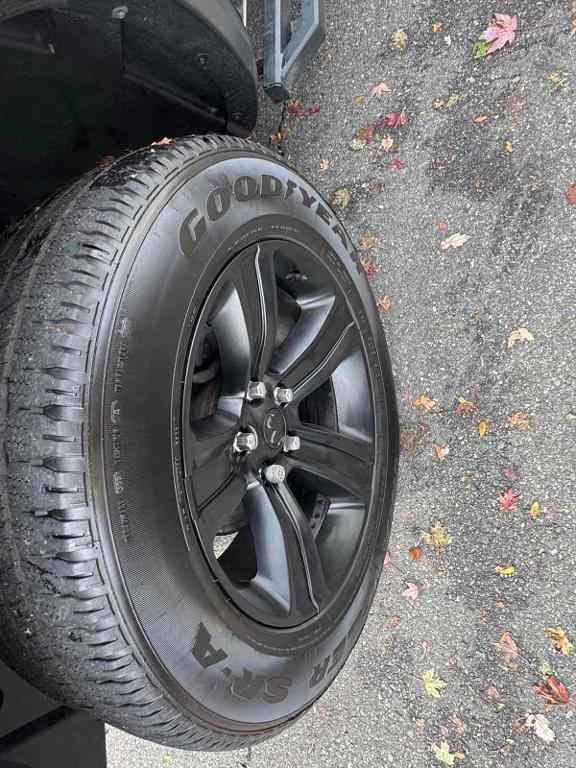 used 2022 Ram 1500 Classic car, priced at $39,900