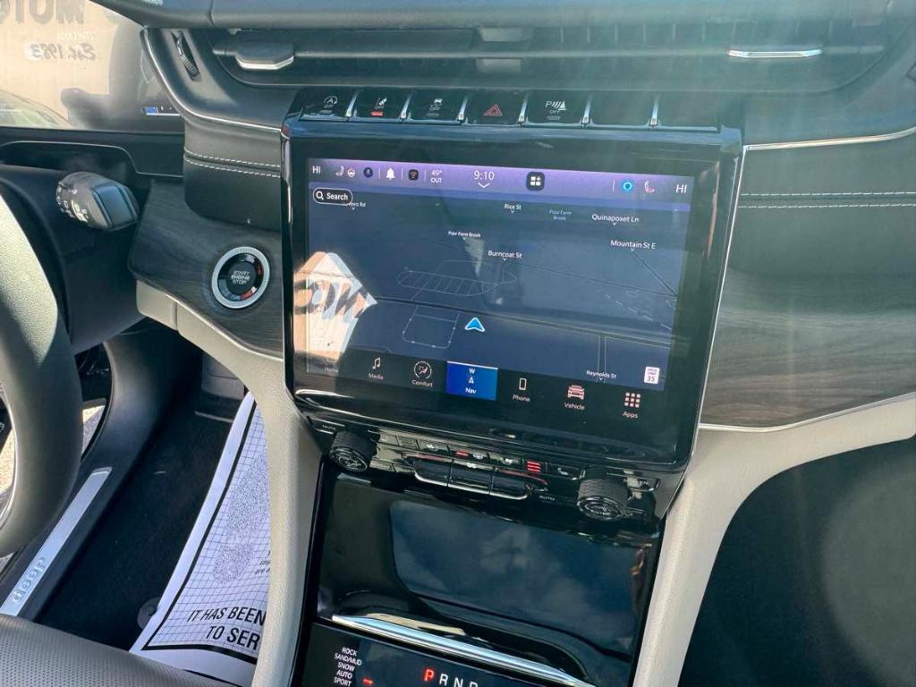 used 2023 Jeep Grand Cherokee L car