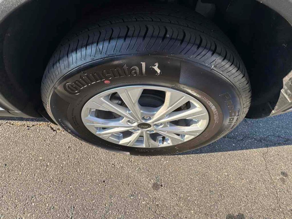 used 2023 Ford Escape car, priced at $26,900