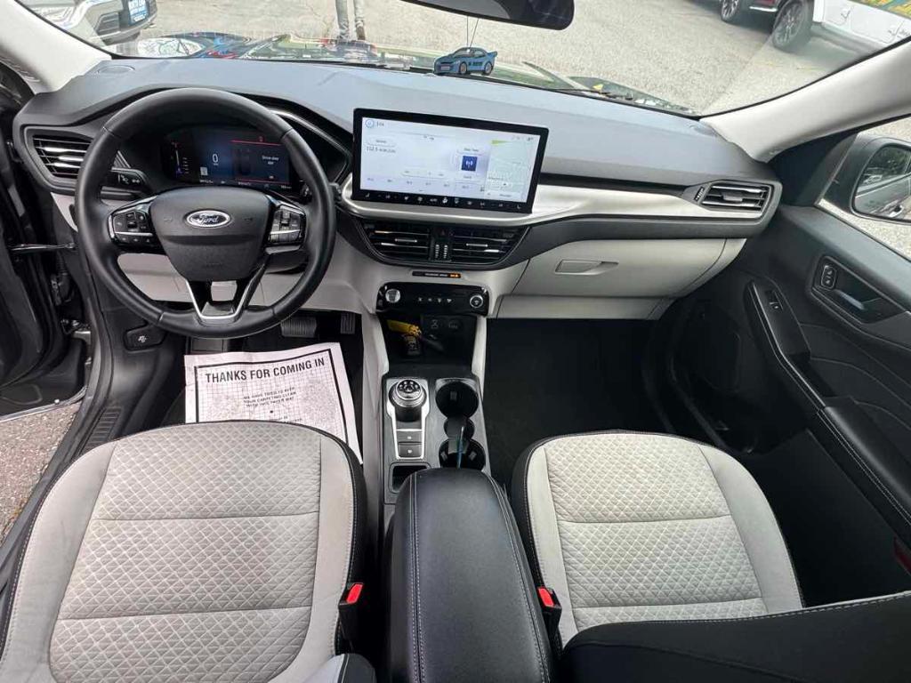 used 2023 Ford Escape car, priced at $25,900