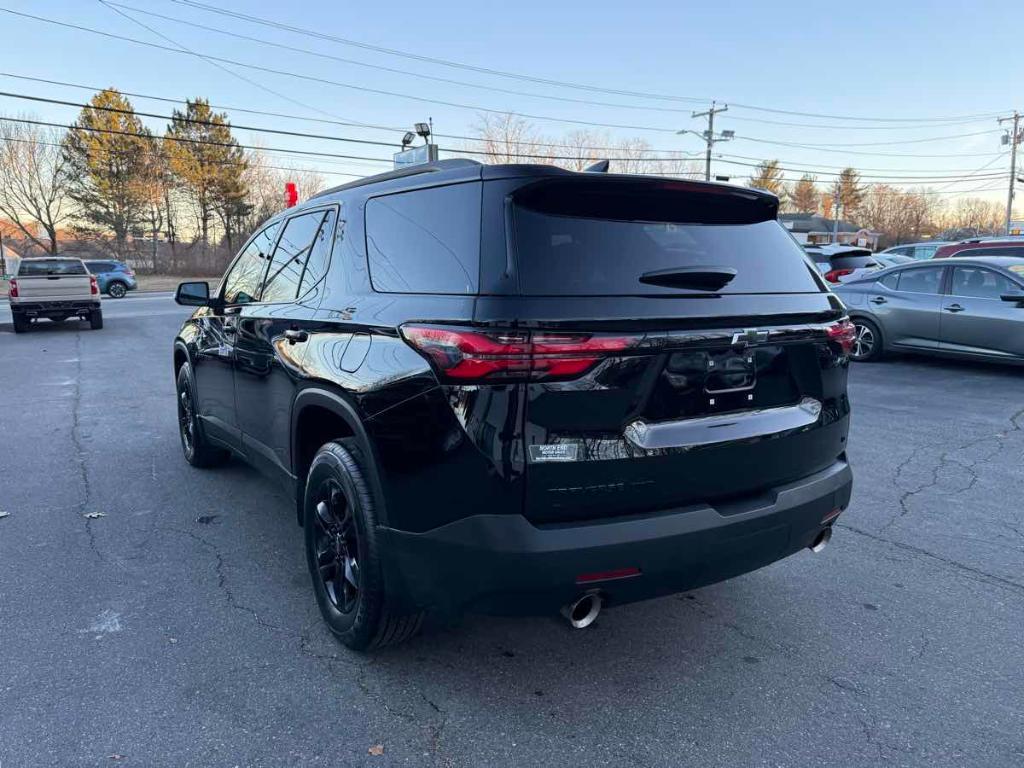 used 2023 Chevrolet Traverse car, priced at $30,900